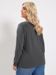 Yours Curve Green Long Sleeve Core T-Shirts 3 Pack - Image 4 of 9