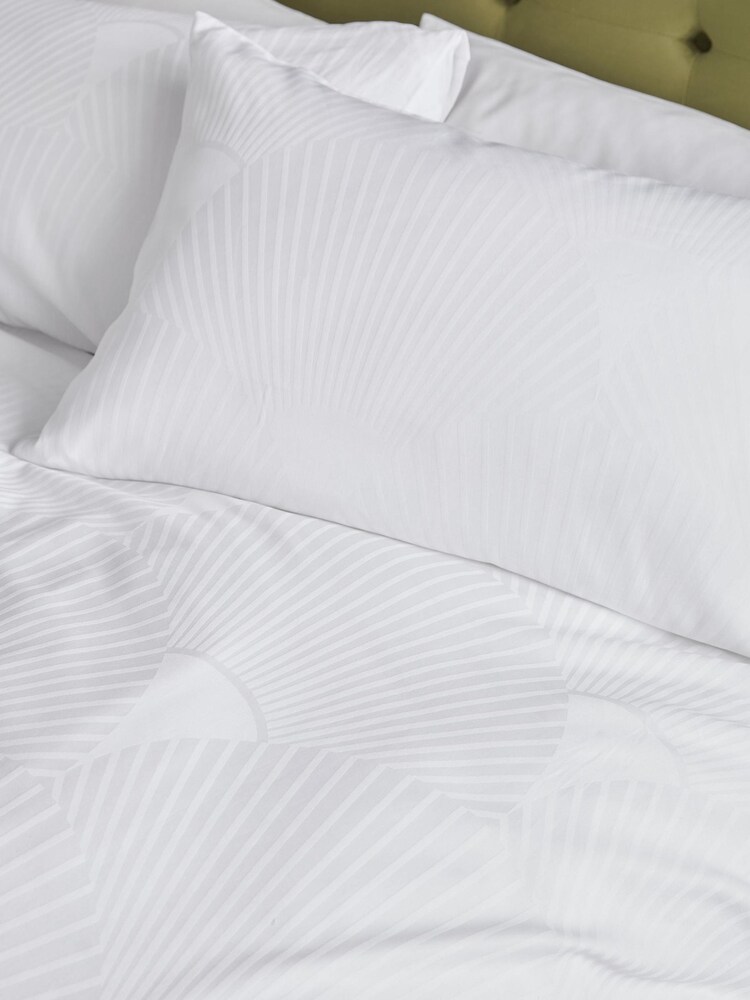 Swoon White 250 Thread Count 100% Cotton Charleston Duvet Cover and Pillowcase Set - Image 2 of 4 Swoon White 250 Thread Count 100% Cotton Charleston Duvet Cover and Pillowcase Set - Image 2 of 4