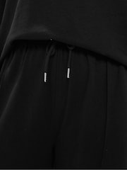 Қара - Yours Curve Crew Neck Sweatshirt & Wide Leg Joggers - 6суретінің 3 суреті