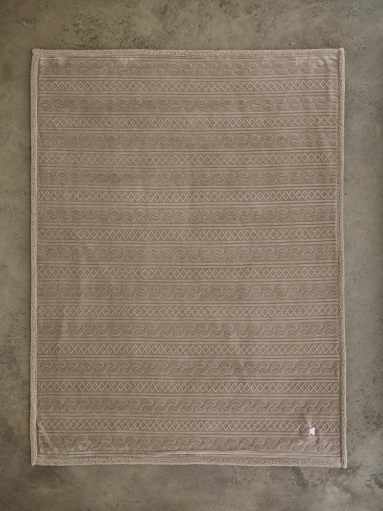 Deyongs Taupe Alnwick Throw - Image 2 of 3 Deyongs Taupe Alnwick Throw - Image 2 of 3