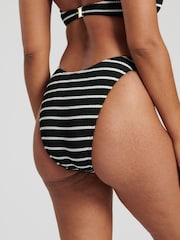 South Beach Monochrome Crinkle Textured Bandeau Top Set - Image 5 of 5