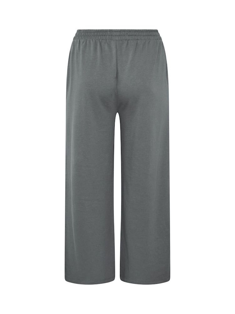 Gris - Pantalones de chándal a juego con pernera ancha Limited de Yours Curve - Imagen 6 de 6 Gris - Pantalones de chándal a juego con pernera ancha Limited de Yours Curve - Imagen 6 de 6