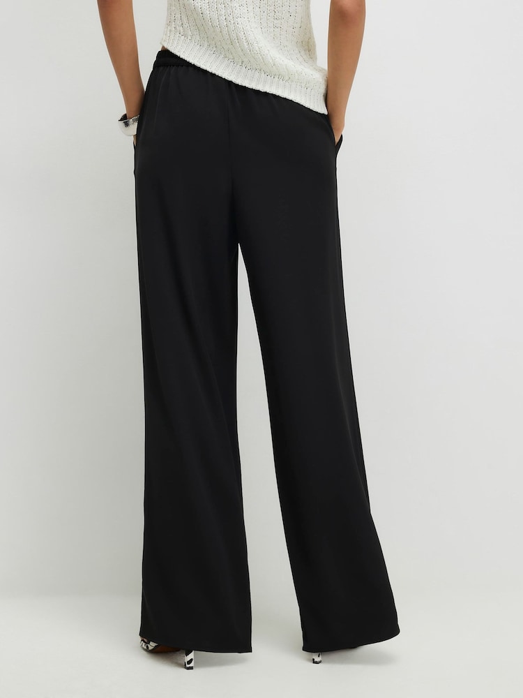 River Island Black Soft Crepe Wide Leg Trousers - Image 2 of 4 River Island Black Soft Crepe Wide Leg Trousers - Image 2 of 4