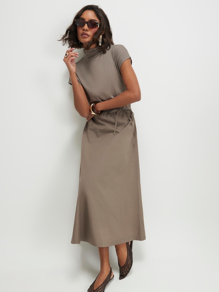 River Island Green Short Sleeve Utility Tie Waist Midi Dress - Image 1 of 4 River Island Green Short Sleeve Utility Tie Waist Midi Dress - Image 1 of 4
