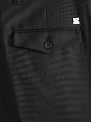 Schwarz - Schmale Passform - Elegante, strukturierte Hose - Bild 9 von 11