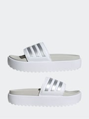 adidas White Adilette Sanals - Image 4 of 9