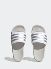 adidas White Adilette Sanals - Image 6 of 9