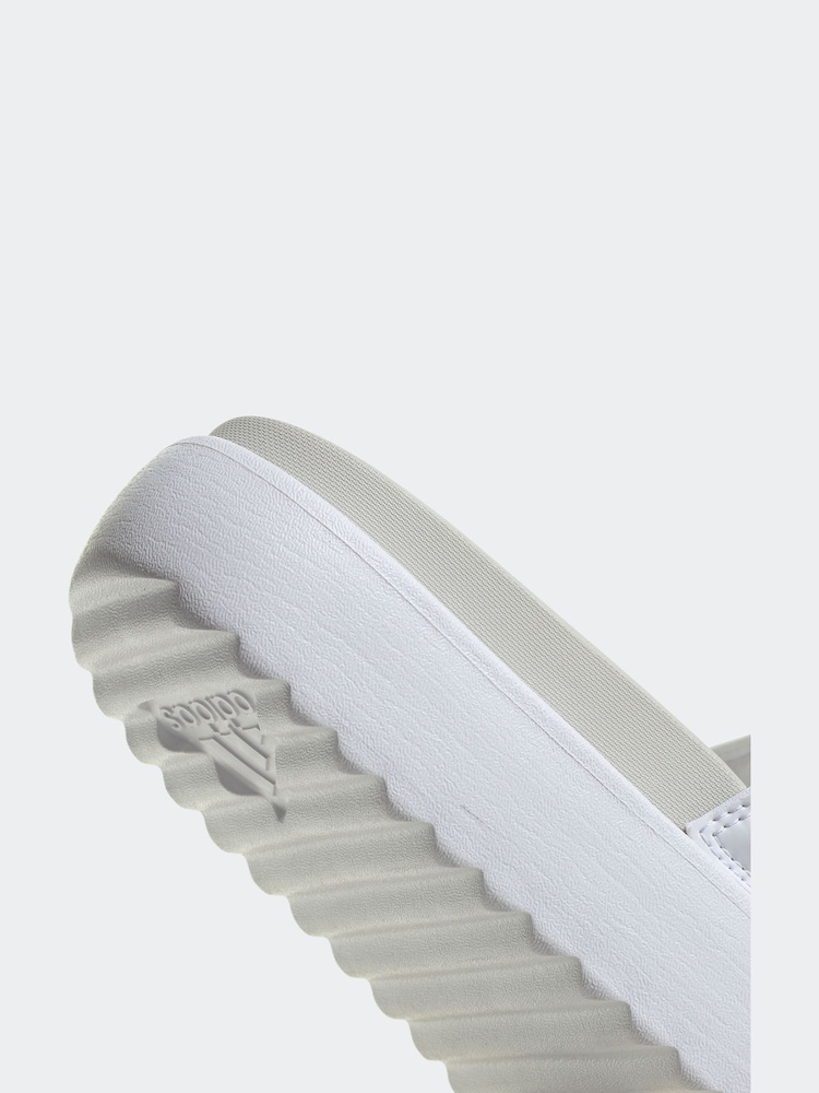 adidas White Adilette Sanals - Image 9 of 9