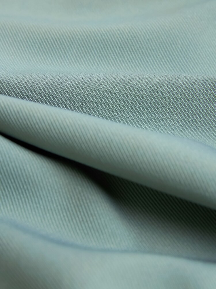 Enteneiblau - Elegante Cargohose mit Gürtel und weitem Bein​​​​​​​ - Bild 7 von 7