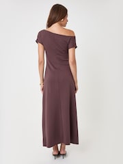 Threadbare Brown Off Shoulder Draped Jersey Maxi Dress - Image 3 of 4
