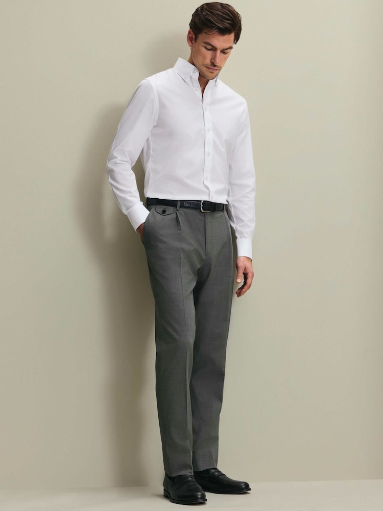 Gris oscuro - Pantalones de lana de alto rendimiento de corte ajustado de Charles Tyrwhitt - Imagen 2 de 6 Gris oscuro - Pantalones de lana de alto rendimiento de corte ajustado de Charles Tyrwhitt - Imagen 2 de 6
