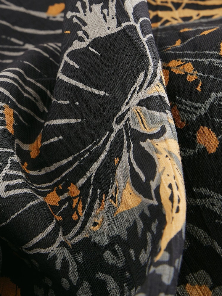 Black Animal Print Gathered Short Sleeve Textured Boxy T-Shirt - Image 6 of 6