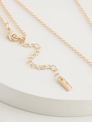 Gold Tone Hammered Coin Necklace - Image 4 of 4