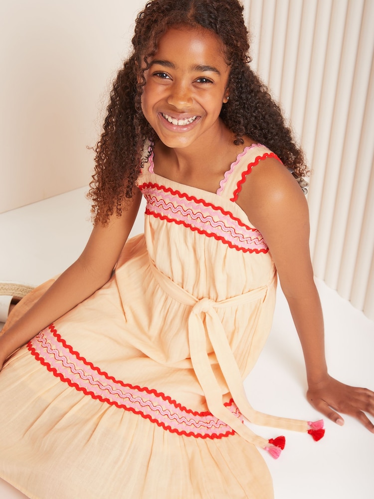 Lipsy Cream Tiered Ric Rac Dress (5-16yrs) - Image 2 of 4