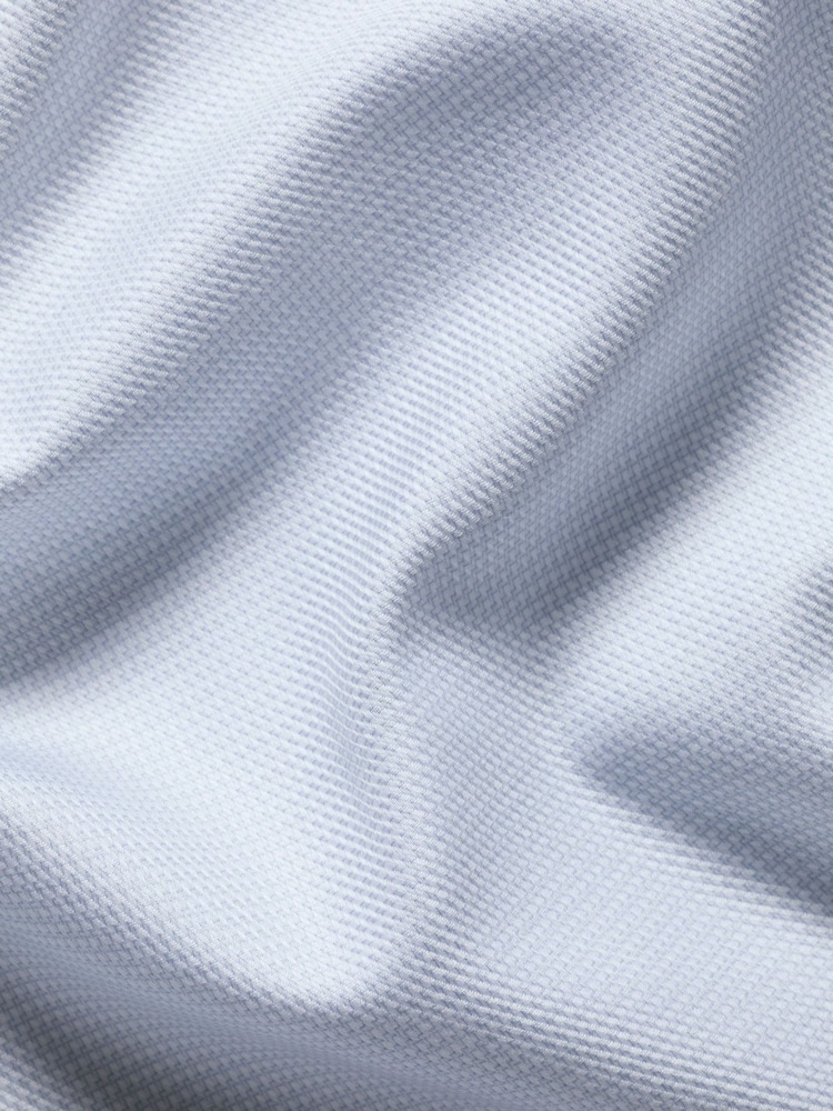 Ledus zils - Charles Tyrwhitt negludināms, elastīgs, Trafalgar Weave auduma krekls ar izgriezumu, pieguļošs piegriezums - Attēls 6 no 6 Ledus zils - Charles Tyrwhitt negludināms, elastīgs, Trafalgar Weave auduma krekls ar izgriezumu, pieguļošs piegriezums - Attēls 6 no 6