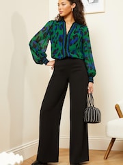 Love & Roses Green Animal Printed V Neck Puff Sleeve Blouse - Image 4 of 4