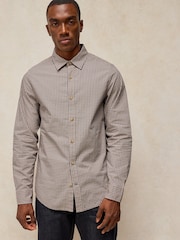 Natural - Camisa Oxford ajustada Bruton de White Stuff - Imagen 1 de 6