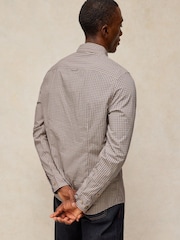 Natural - Camisa Oxford ajustada Bruton de White Stuff - Imagen 2 de 6