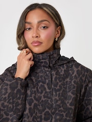 Threadbare Animal Showerproof Funnel Neck Windbreaker - Image 4 of 5