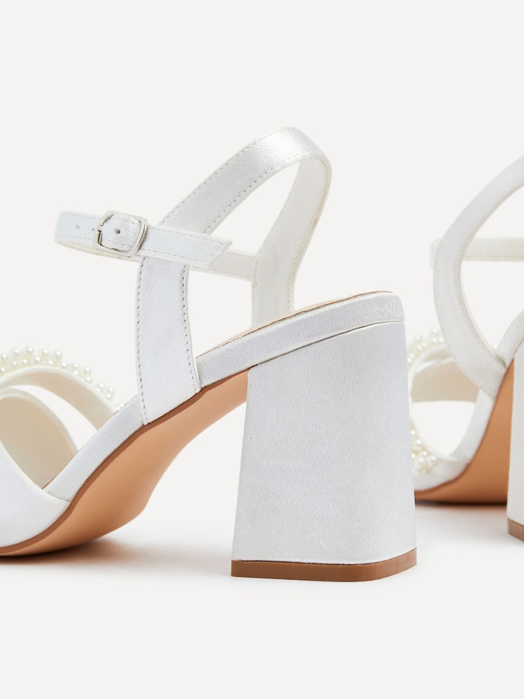 Інжумен әшекейленген бауы бар Linzi қалыңдықтың ирис өкшесі - 5суретінің 5 суреті Інжумен әшекейленген бауы бар Linzi қалыңдықтың ирис өкшесі - 5суретінің 5 суреті