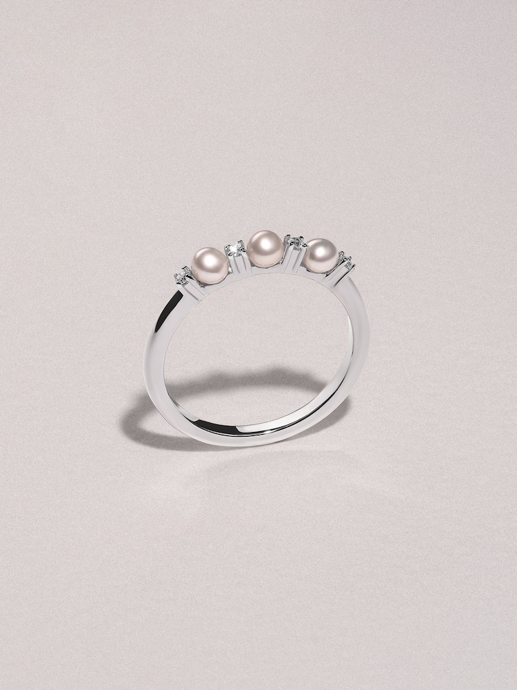The Diamond Store White Eden 4mm Round Pearl and Lab Diamond 3 Stone Ring in Sterling Silver - Image 7 of 7 The Diamond Store White Eden 4mm Round Pearl and Lab Diamond 3 Stone Ring in Sterling Silver - Image 7 of 7