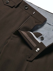 Marrón - Pantalones de lana de alto rendimiento de corte ajustado de Charles Tyrwhitt - Imagen 6 de 6