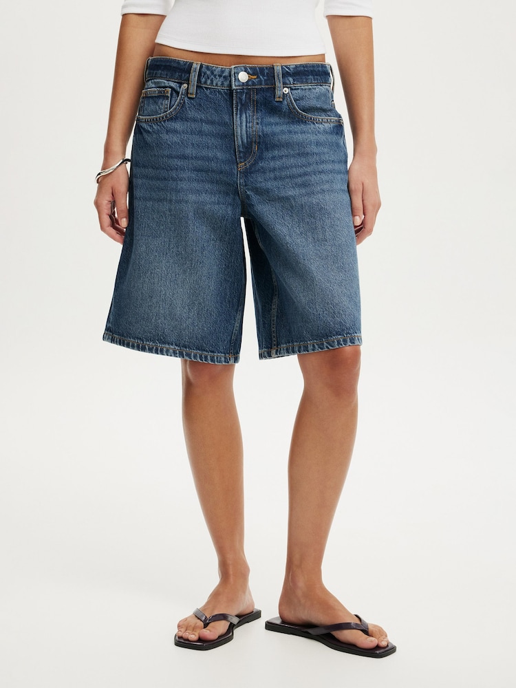 Cotton On White Baggy Denim Shorts - Image 1 of 1 Cotton On White Baggy Denim Shorts - Image 1 of 1