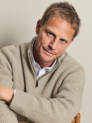 טבעי - Charles Tyrwhitt סוודר מצמר מרינו עבה עם רוכסן בצווארון - תמונה 3 מתוך 6