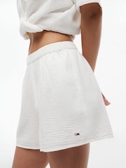 Tommy Jeans Natural Crinkle Textured Relaxed Shorts - Image 4 of 5