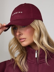 Rød - Gym King Linear Pitcher Cap - Bilde 1 av 4