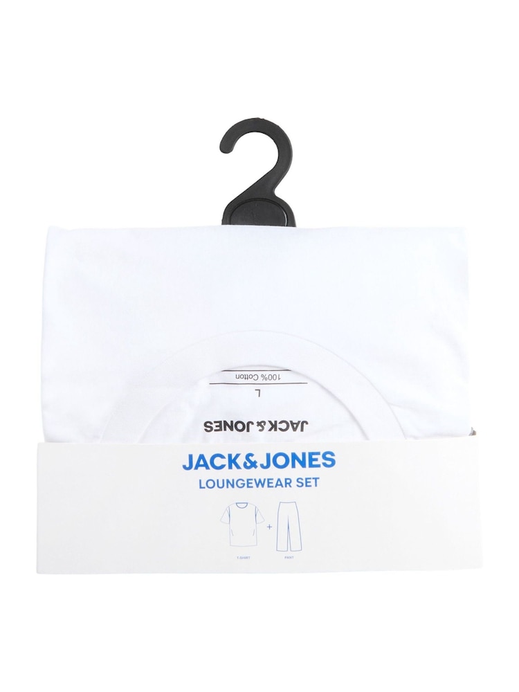 JACK & JONES White Lounge Set With T-Shirt and Checked Bottoms - Image 8 of 8 JACK & JONES White Lounge Set With T-Shirt and Checked Bottoms - Image 8 of 8