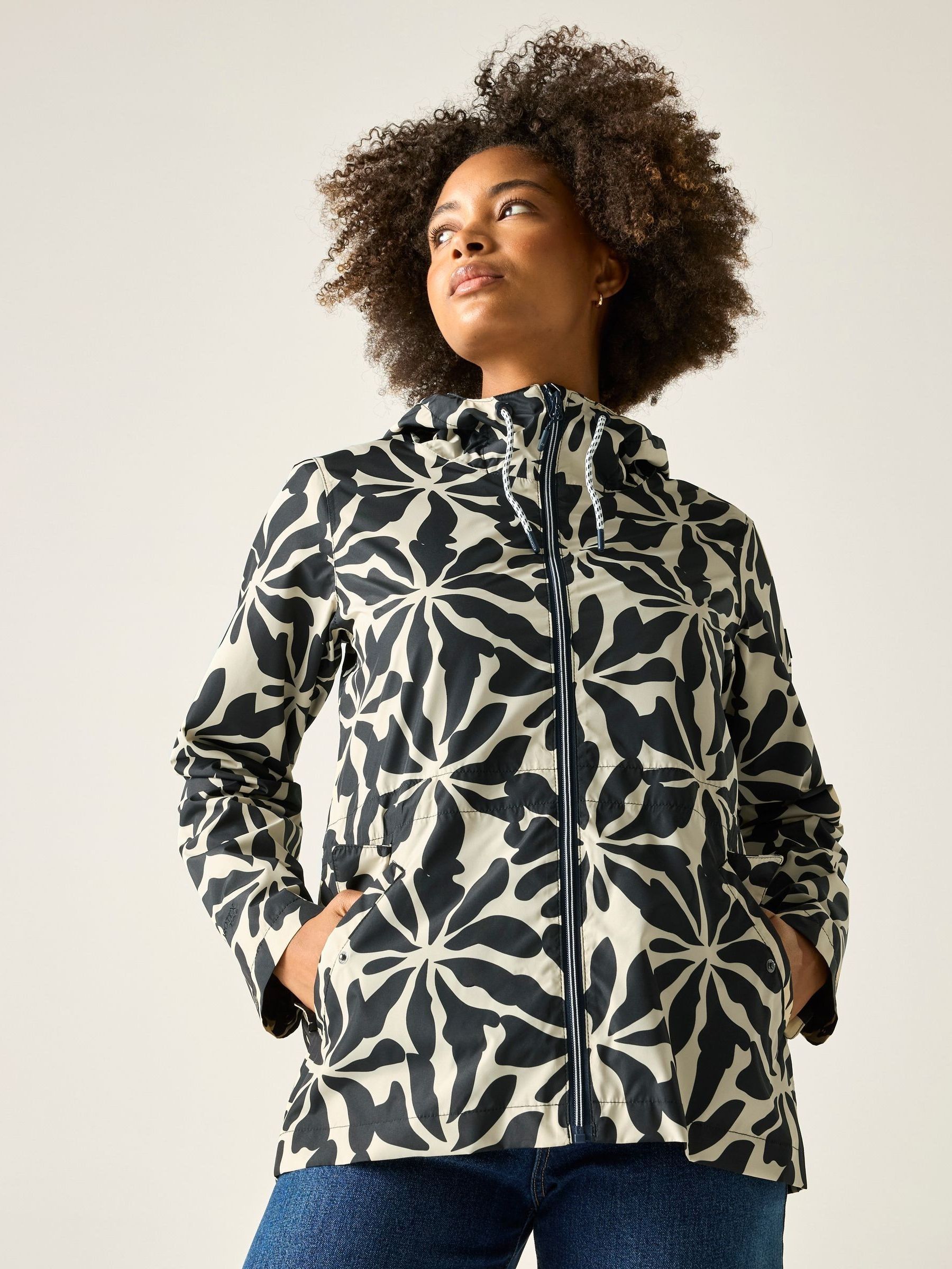 Regatta Women's Bayletta Hooded Waterproof Jacket | Size: 8 - Image 4