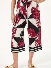 Roman Red Petite Leaf Print Culotte Trousers - Image 3 of 5