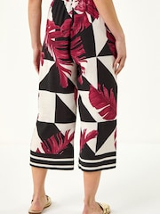 Roman Red Petite Leaf Print Culotte Trousers - Image 4 of 5
