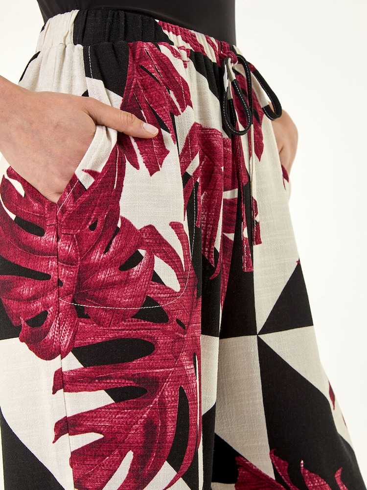 Roman Red Petite Leaf Print Culotte Trousers - Image 5 of 5 Roman Red Petite Leaf Print Culotte Trousers - Image 5 of 5