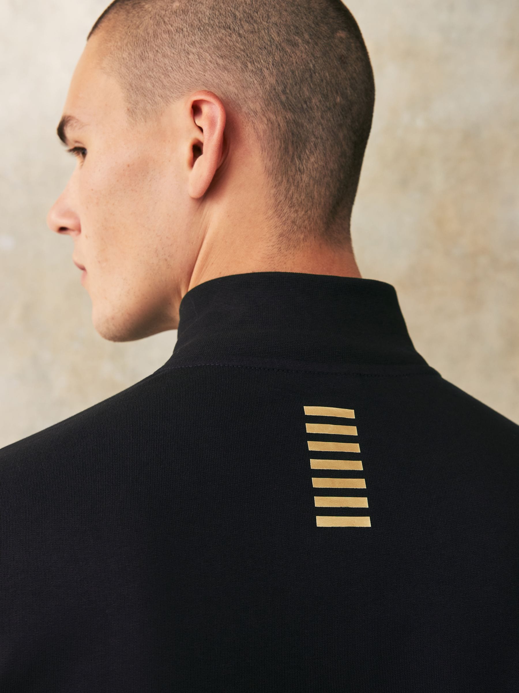 EMPORIO ARMANI EM000121AF14120MB003 関税送料込 Shop EA7 Emporio Armani Jumpers and Zip Tops | Mainline