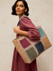 Bolso tote de croché Winter de White Stuff - Imagen 1 de 5