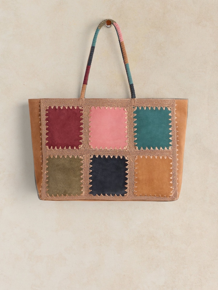 Bolso tote de croché Winter de White Stuff - Imagen 2 de 5