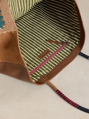 Bolso tote de croché Winter de White Stuff - Imagen 5 de 5
