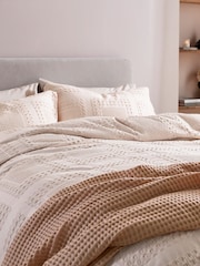ABIGAIL AHERN x MURMUR Dusky Pink Maeve Waffle Textured Duvet Cover & Pillowcase Set - Image 3 of 5