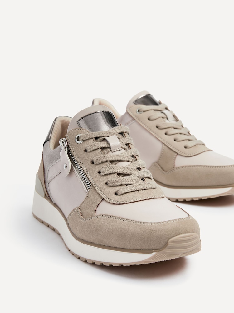 Nude - Zapatillas con cordones y detalle de cremallera Euston de Linzi - Imagen 5 de 5 Nude - Zapatillas con cordones y detalle de cremallera Euston de Linzi - Imagen 5 de 5