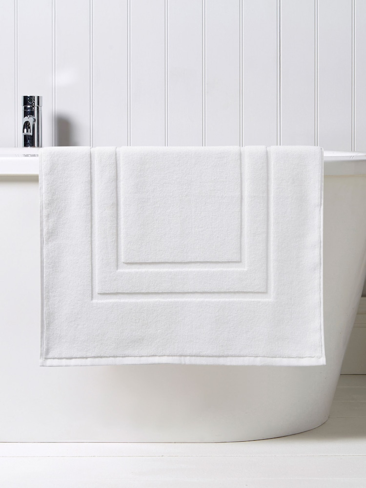 Christy White Brixton 850GSM 100% Cotton Bath Mat - Image 1 of 2 Christy White Brixton 850GSM 100% Cotton Bath Mat - Image 1 of 2