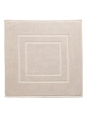 Christy Pebble Beige Brixton 850GSM 100% Cotton Bath Mat - Image 2 of 2