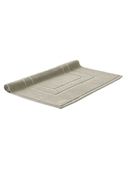 Christy Pebble Beige Brixton 850GSM 100% Cotton Bath Mat - Image 3 of 4
