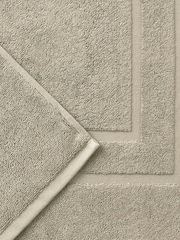 Christy Pebble Beige Brixton 850GSM 100% Cotton Bath Mat - Image 4 of 4