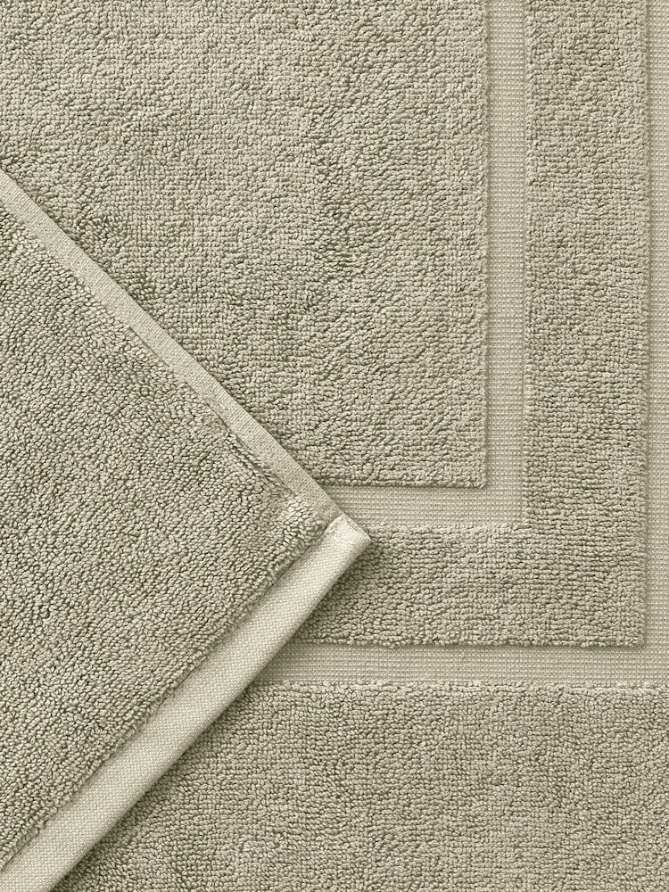 Christy Pebble Beige Brixton 850GSM 100% Cotton Bath Mat - Image 4 of 4 Christy Pebble Beige Brixton 850GSM 100% Cotton Bath Mat - Image 4 of 4