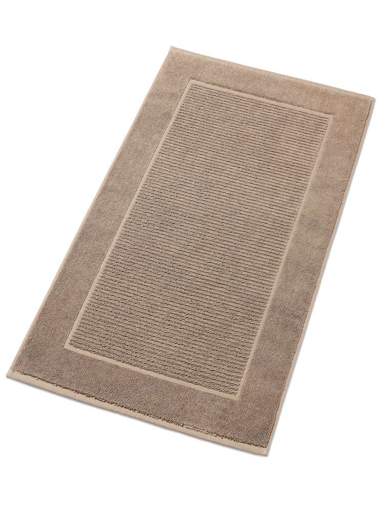 Christy Mocha Brown Supreme 1000GSM 100% Cotton Bat Mat - Image 1 of 2 Christy Mocha Brown Supreme 1000GSM 100% Cotton Bat Mat - Image 1 of 2