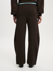 Cotton On Brown Barrel Leg Sweatpant - Image 4 of 5