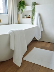 Christy White Organic Cotton 850GSM Bath Mat - Image 1 of 3