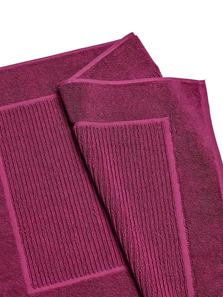Christy Raspberry Supreme 1000GSM 100% Cotton Bat Mat - Image 2 of 2